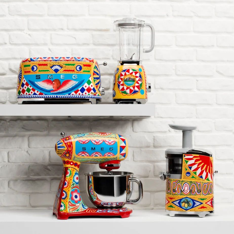 Collaboration of Dolce & Gabbana and Smeg